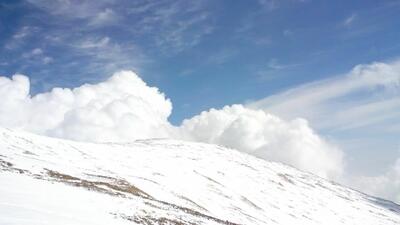  شدت بارش برف در دماوند را ببینید