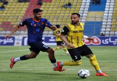 لیگ دسته اول فوتبال: توقف نساجی صدرنشین در روز پیروزی صنعت نفت