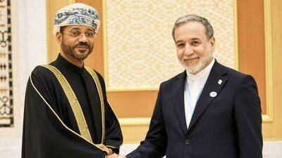 رایزنی عراقچی و همتای عمانی در عشق‌آباد