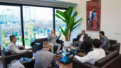 بازدید رئیس فدراسیون کشتی روسیه و نایب رئیس اتحادیه جهانی از امکانات کشتی ایران