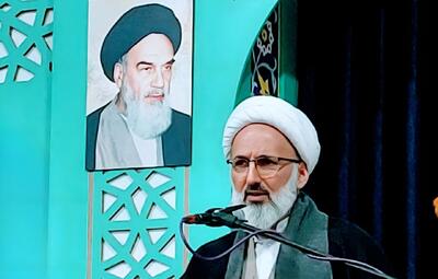  امام جمعه گلپایگان: رزمایش اقتدار گواه آمادگی دفاعی ایران است