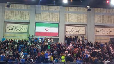 شور کشتی در پائیز سرد تهران؛ همه منتظر یزدانی هستند