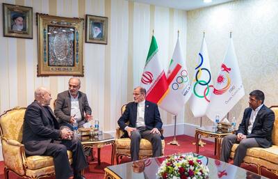 خسروی‌وفا در دیدار با مامیاشویلی: اتحادیه جهانی کرسی‌های ارزشمندی برای ایران در نظر بگیرد