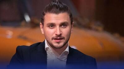  نگاهی به دکوراسیون شیک و لوکس خانه مجردی دارا حیایی، پسر یکی یدونه امین حیایی ؛ از مبلمان مدرن و ساز موسیقی تا تابلوهای هنری