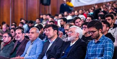 اعتراض دانشجویان به حضور جلیلی در دانشگاه/ ویدئو