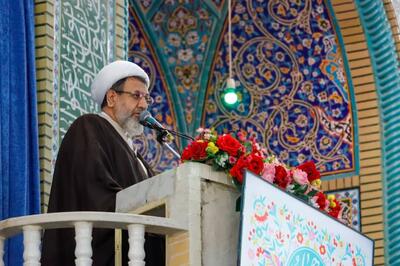  امام جمعه کرمان بر حفظ وحدت حوزه و دانشگاه تاکید کرد