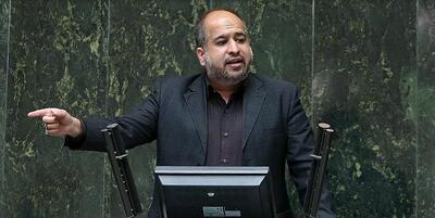 دلایل استیضاح میدری از زبان خضریان؛ اقتصاد در هلدینگ‌ها را شوخی گرفته است!