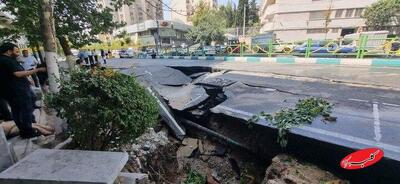  گرفتار شدن خودروها در فرونشست زمین در شهرک ولیعصر + تصاویر - کلبه سرگرمی