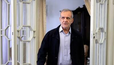 بازدید رئیس‌جمهور از اتاق عمل جراحی قلب در قزاقستان