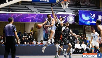 تیم بسکتبال استقلال در دیداری معوقه طبیعت اسلامشهر را شکست داد