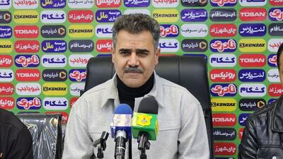 پورموسوی: تنها تیمی در دنیا هستیم که دفاع تخصصی چپ و راست نداریم / با تیم نصف و نیمه سه امتیاز مهم کسب کردیم - پارس فوتبال