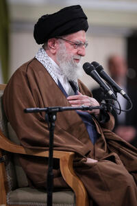 به توفیق الهی، جمهوری اسلامی در حال پیشرفت است/ لزوم تغییر آرایش تبلیغاتی و رسانه‌ای در برابر تلاش دشمن برای تسخیر دل ها و مغزها