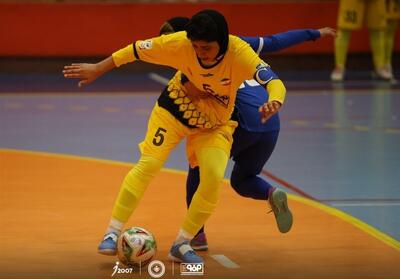 لیگ برتر فوتسال بانوان| برتری استقلال و توقف سپاهان - تسنیم