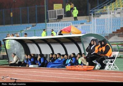 مرفاوی: بین نیمکت و بازیکنان اصلی استقلال فاصله وجود دارد/ رضاییان می‌تواند به تیم کمک کند - تسنیم