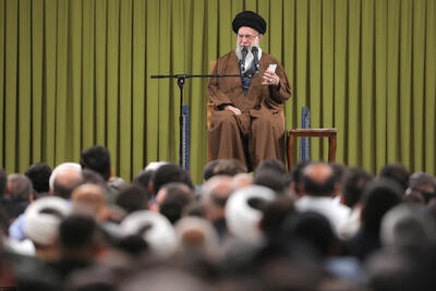 مراسم جشن میلاد حضرت زهرا سلام‌الله‌علیها در حسینیه امام خمینی(ره) با حضور رهبر انقلاب