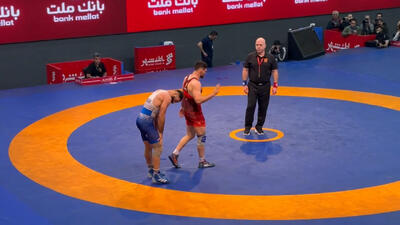 نخودی فاصله را بیشتر کرد