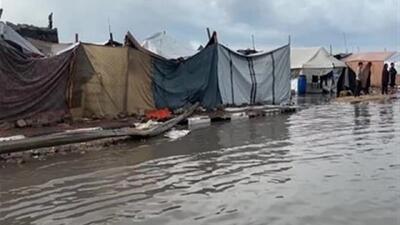  غرق شدن چادر آوارگان در غزه + فیلم