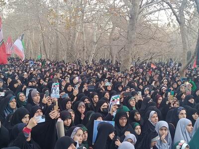  اجتماع ۲ هزار نفری بانوان مشهدی در بوستان ملت برگزار شد