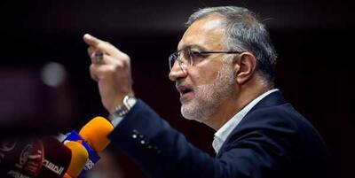 جنجال اتوبوس‌ خوابی تهران: واکنش تند شهردار به سوءاستفاده از بی‌ خانمان‌ ها / فقط اتوبوس‌ های خاص مجازند، گرمخانه‌ها اولویت دارند