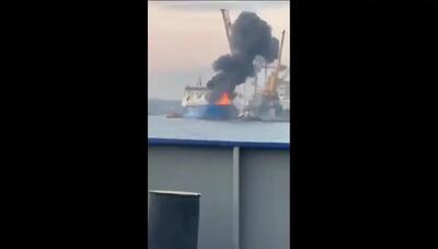  لحظه برخورد پهپاد روسی به کشتی ترکیه‌ای در بندر اوکراین (فیلم)