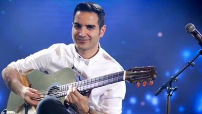  واکنش محسن یگانه به پاره شدنِ سیم گیتار وسط کنسرت (فیلم)