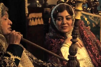  ژست خاصِ رزیتا غفاری در عکس جدیدش