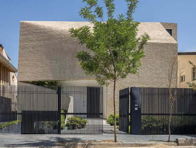 طراحی متمایز این ویلا در شهرک غرب جلب توجه کرد