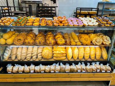 ویترین لاکچری یک نان‌فروشی در تهران خبرساز شد