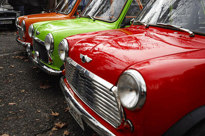 جمعه‌ای متفاوت در کاخ نیاوران با ماشین‌های افسانه‌ای