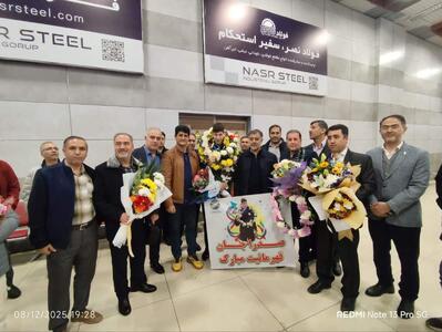  استقبال از قهرمان دواتلون آسیا در فرودگاه شهید مدنی تبریز