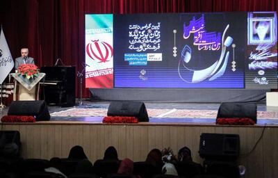  توسعه پایدار بدون مشارکت فعال زنان ممکن نیست