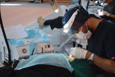  انجام بیش از ۶۰۰ خدمت دندانپزشکی ویژه خانواده‌های ولی نعمت در خرمدشت