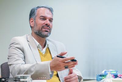 پزشکیان برخی از بودجه‌ها را حذف کند/ رئیس‌جمهور دستور می‌داد خط همه ملت ایران سفید باشد