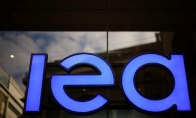 آژانس بین‌المللی انرژی: مازاد عرضه جهانی نفت در ۲۰۲۶ به ۳.۸۴ میلیون بشکه کاهش یافت