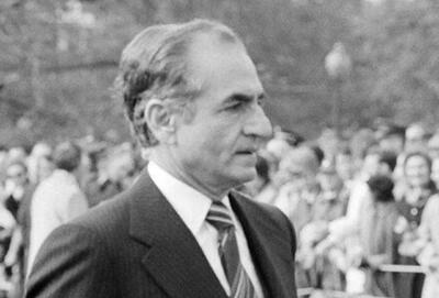 یادداشت‌های علم، پنجشنبه ۳ خرداد ۱۳۵۲: شاه گفت «نمی‌فهمم که چطور مردم سرخس این ‌‌.... خانم را انتخاب کرده‌اند؟»