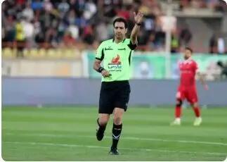 داوران هفته چهاردهم مشخص شدند؛ قضاوت اکرمی برای پرسپولیس و محمدی برای استقلال