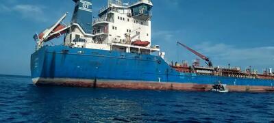 تصاویری از نفت‌کش خارجی توقیف شده به علت حمل ۶ میلیون لیتر سوخت قاچاق + عکس