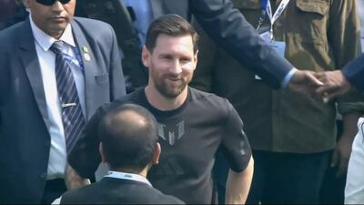 استقبال شدید مردم هند از لیونل مسی و لوئیس سوارز