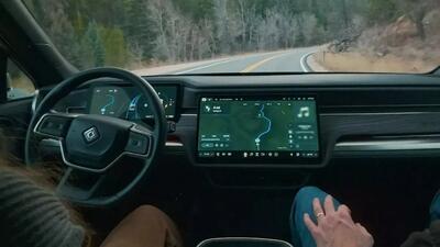 ریویان رانندگی خودران کامل را با پرداخت ماهی ۵۰ دلار ارائه می‌دهد