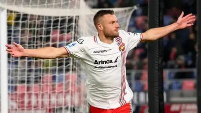 ویدئو: واردی بهترین بازیکن ماه سری آ ایتالیا شد