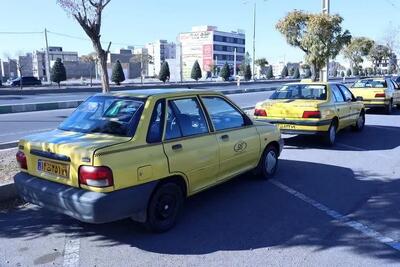 افزایش قیمت بنزین تأثیری بر کرایه تاکسی‌ها ندارد/ موارد تخلف را به ۱۳۷ اعلام کنید