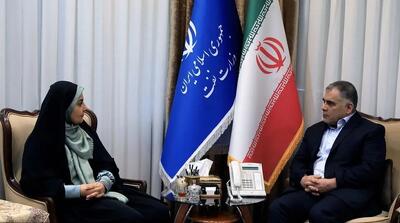  تبادل‌نظر وزرای نفت و راه و شهرسازی