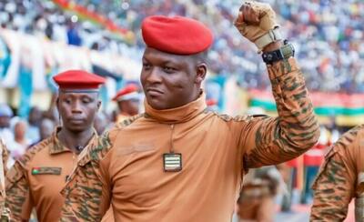  حاکم نظامی بورکینا فاسو: الگویی برای ملت‌های آفریقایی هستیم