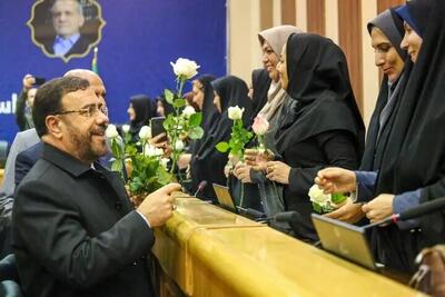  استاندار: فارس در بهره‌گیری از ظرفیت بانوان در عرصه‌های مدیریتی پیشتاز است