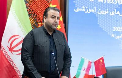  آموزگار جوان کردستانی در دوره بین‌المللی ارتقای توان تدریس معلمان ایران در چین شرکت کرد