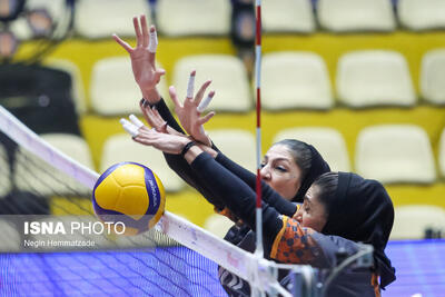 صدرنشینی دختران سایپا و شهرآرکا در لیگ والیبال