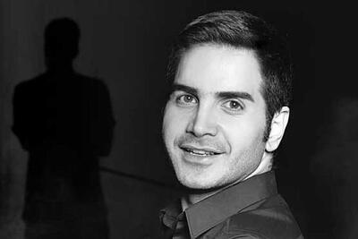 واکنش محسن یگانه به نمایش پرچم بحرین در کنسرتش + ویدیو