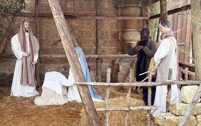 یک فراری در میان مجسمه مسیح پنهان شد