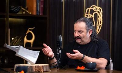 جشن تولد ۵۵ سالگی مهراب قاسم‌خانی در کنار ناخدا افتوی برنامه کارناوال