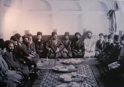  آداب خواستگاری در دوران قاجار/ خواستگارها با دقت تمام دختر را وارسی می‌کردند!